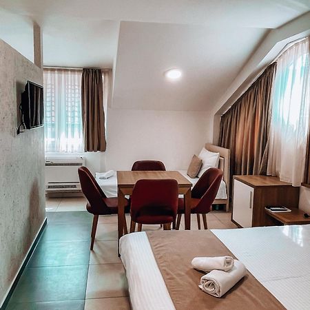 Astoria Struga Apartment Bagian luar foto