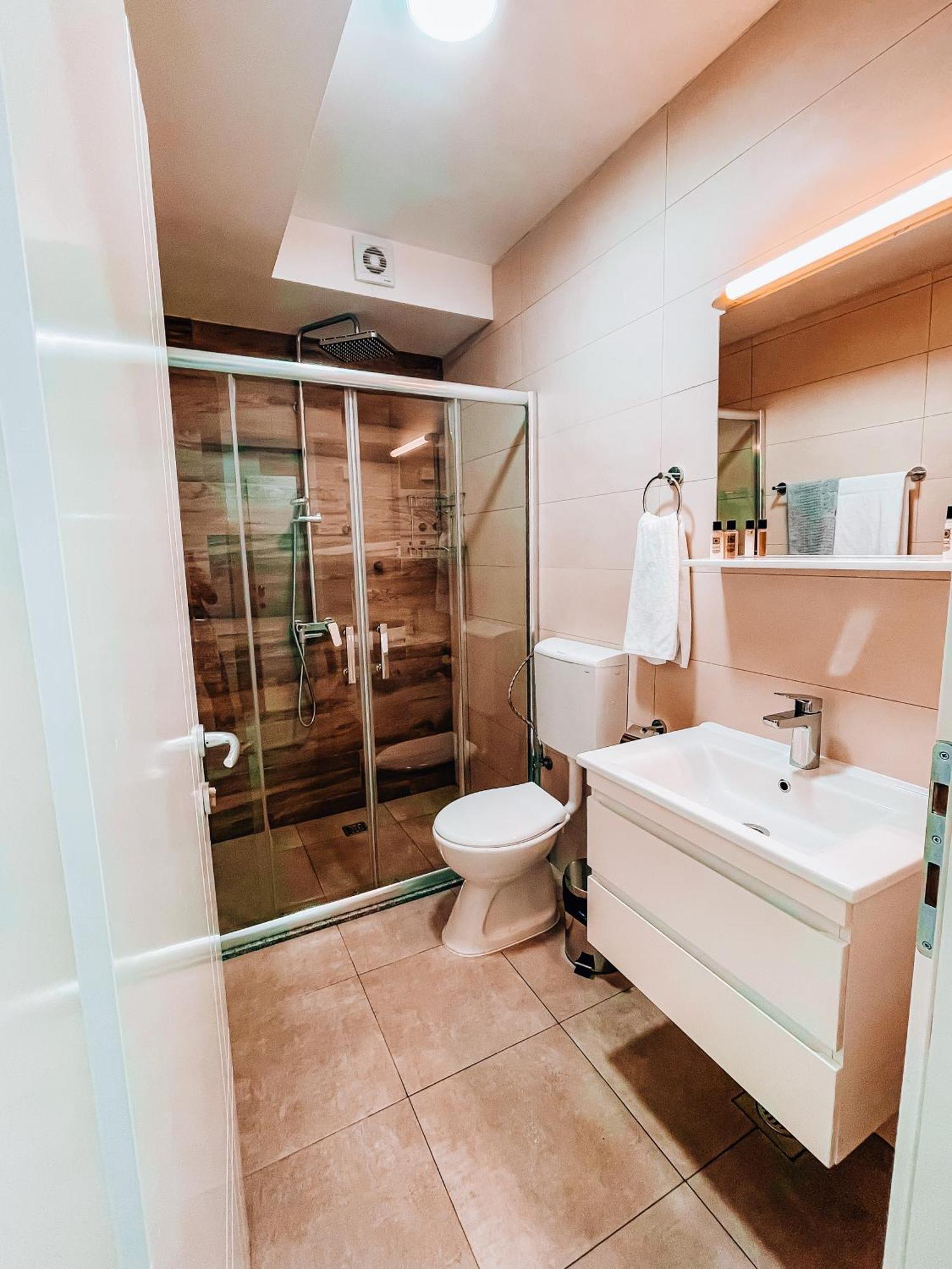 Astoria Struga Apartment Bagian luar foto